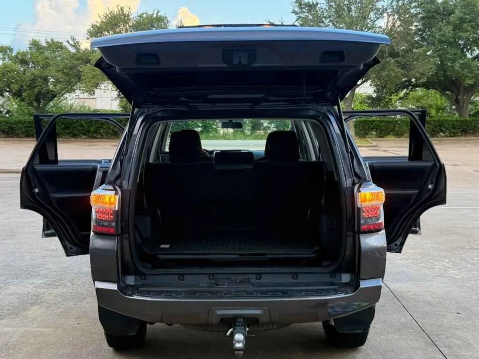 2015 Toyota 4Runner 5th Gen - Image 7 of 20