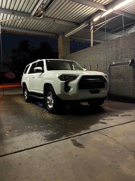 2015 Toyota 4Runner 5th Gen - Image 9 of 10