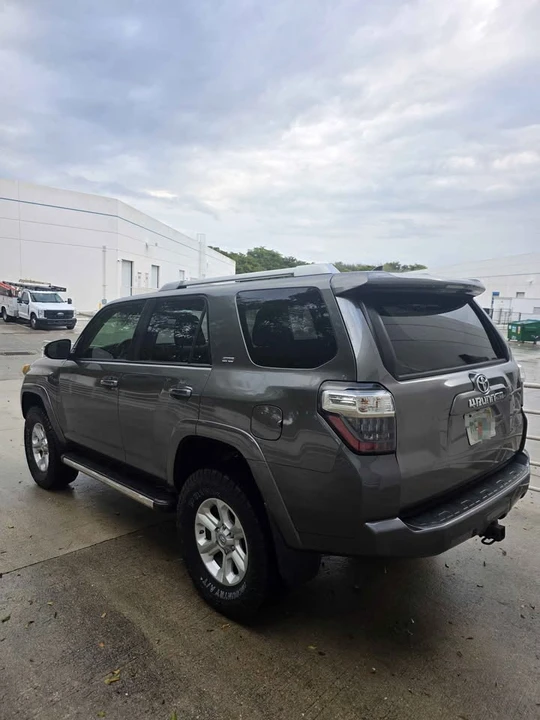 2015 Toyota 4Runner 5th Gen - Image 6 of 10
