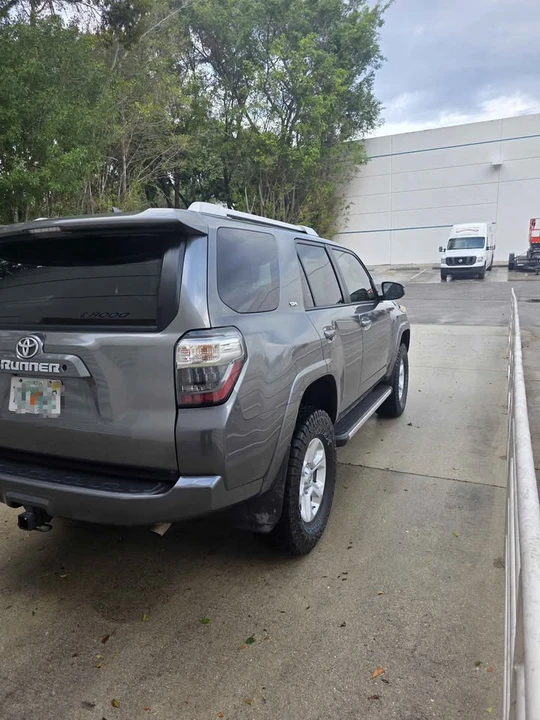 2015 Toyota 4Runner 5th Gen - Image 5 of 10