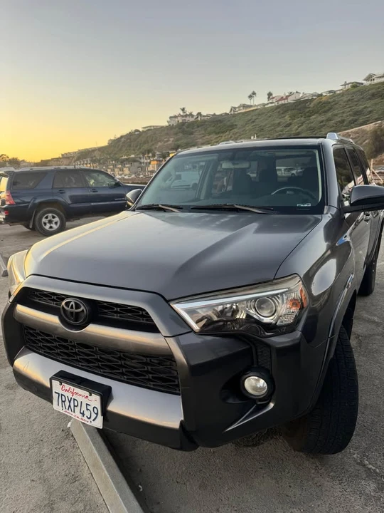 2015 Toyota 4Runner 5th Gen - Image 8 of 18