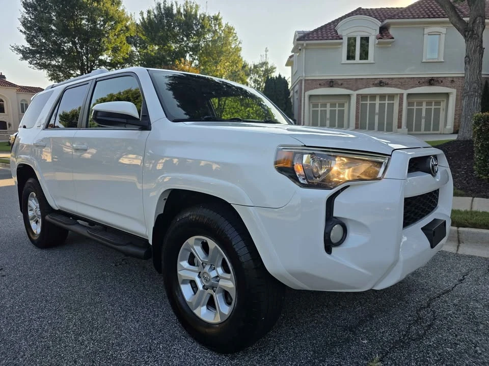 2015 Toyota 4Runner 5th Gen - Image 6 of 20