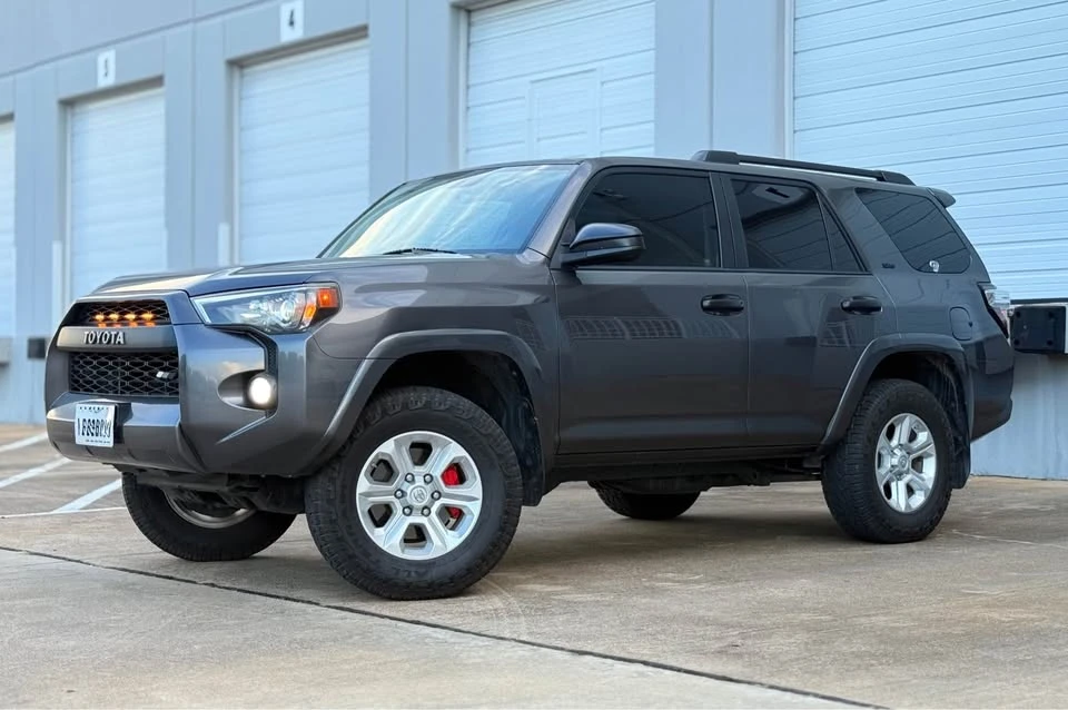 2015 Toyota 4Runner 5th Gen - Image 2 of 20