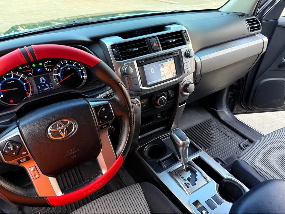 2015 Toyota 4Runner 5th Gen - Image 18 of 20