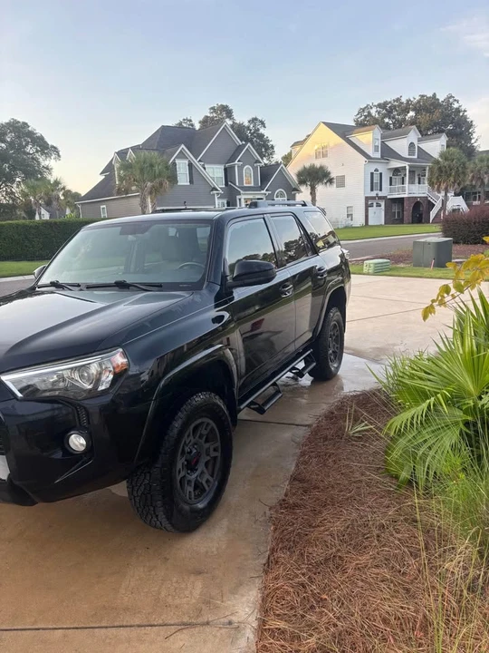 2015 Toyota 4Runner 5th Gen - Image 8 of 16