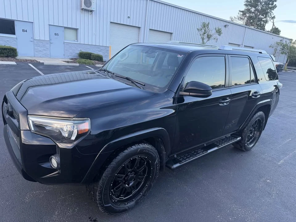 2015 Toyota 4Runner 5th Gen - Image 10 of 15