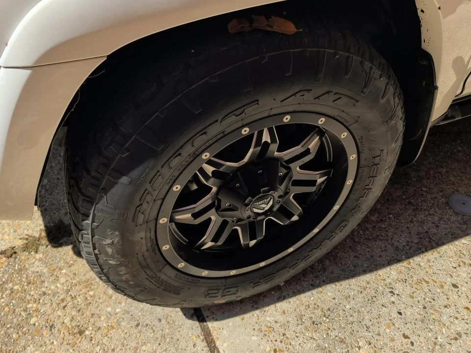 2015 Toyota 4Runner 5th Gen - Image 15 of 16