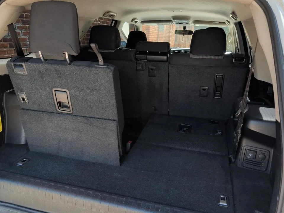 2015 Toyota 4Runner 5th Gen - Image 10 of 16