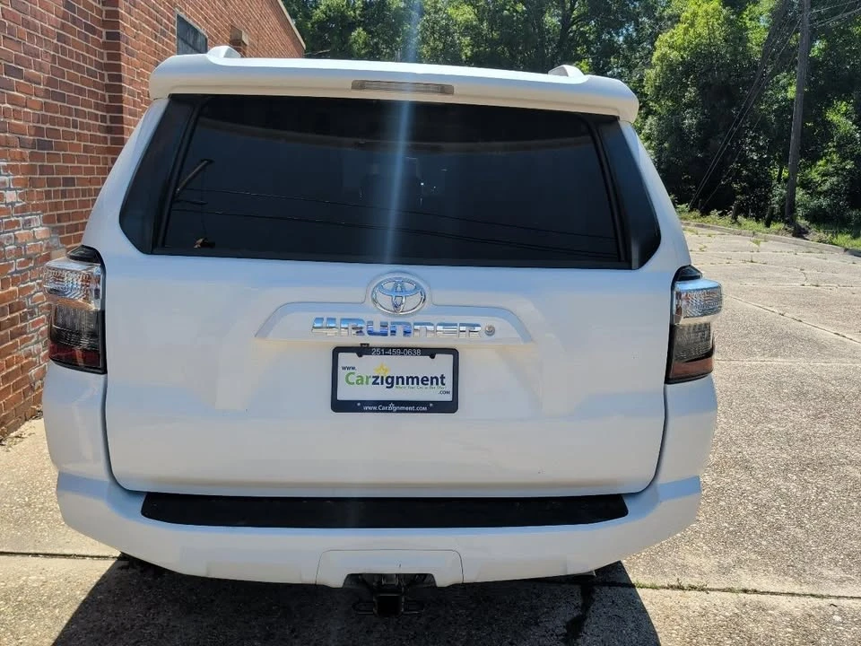2015 Toyota 4Runner 5th Gen - Image 9 of 16