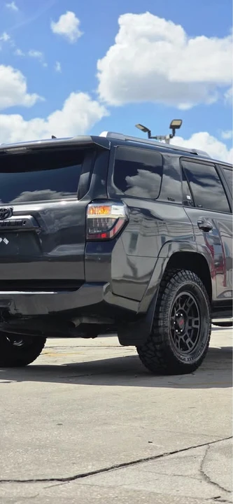 2015 Toyota 4Runner 5th Gen - Image 6 of 12
