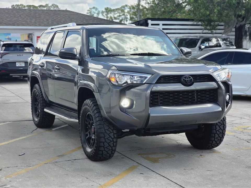 2015 Toyota 4Runner 5th Gen - Image 2 of 12