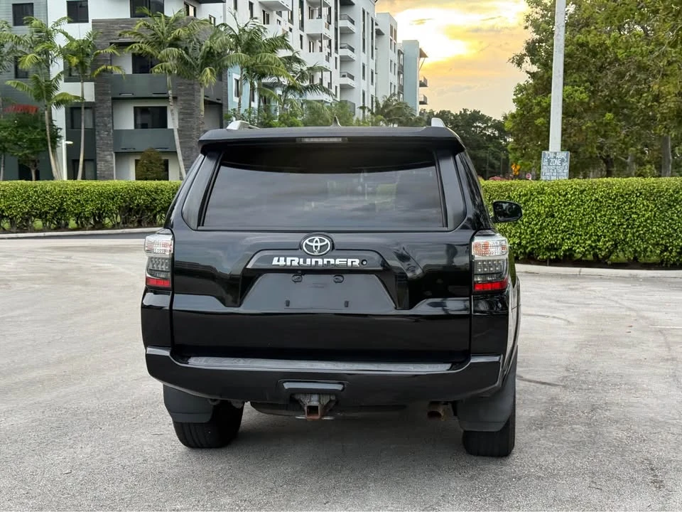 2015 Toyota 4Runner 5th Gen - Image 6 of 13