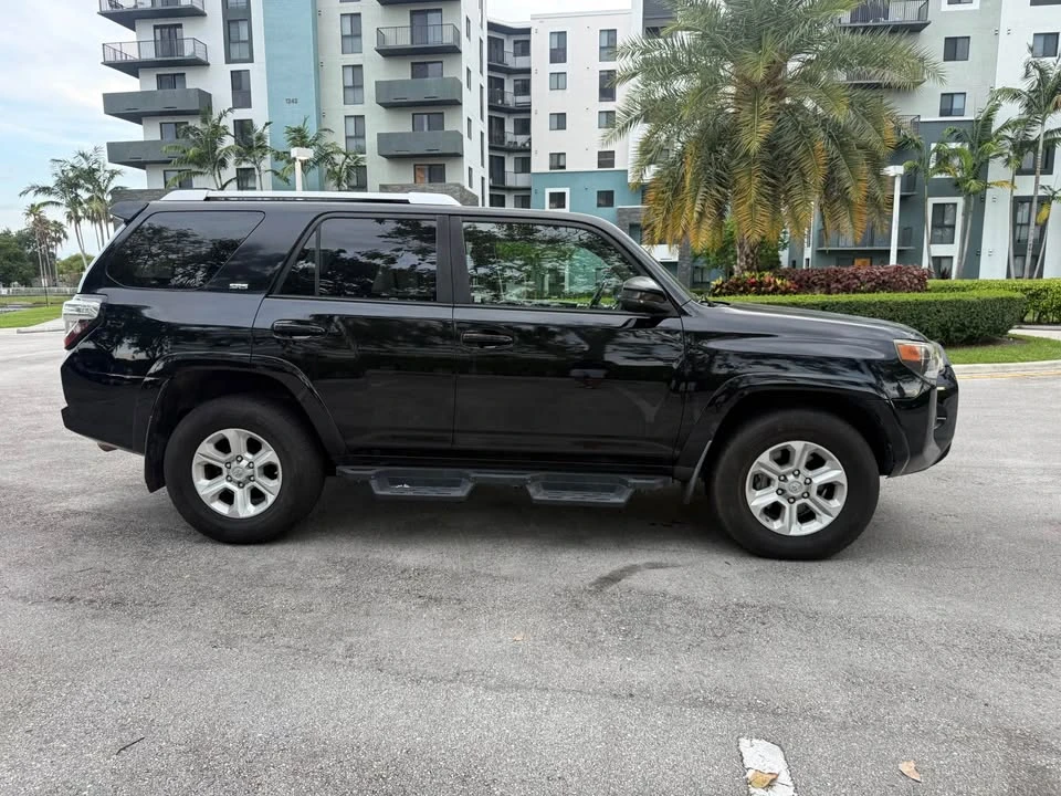 2015 Toyota 4Runner 5th Gen - Image 4 of 13