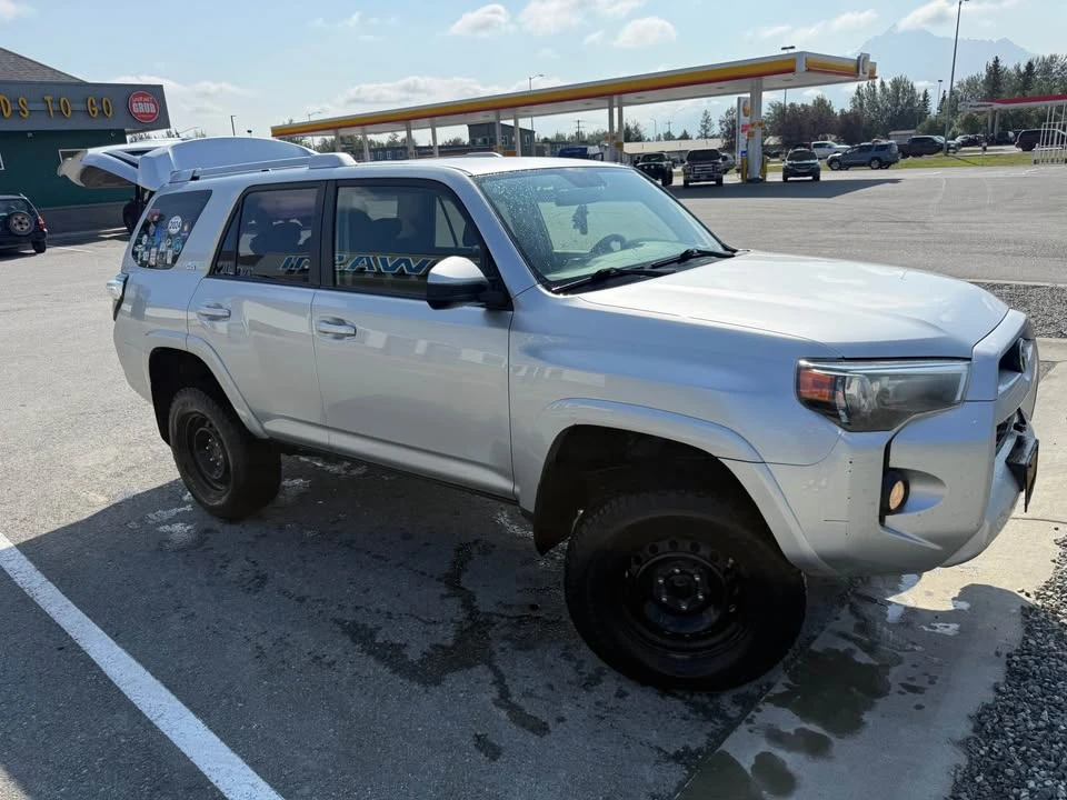 2015 Toyota 4Runner 5th Gen - Image 4 of 5