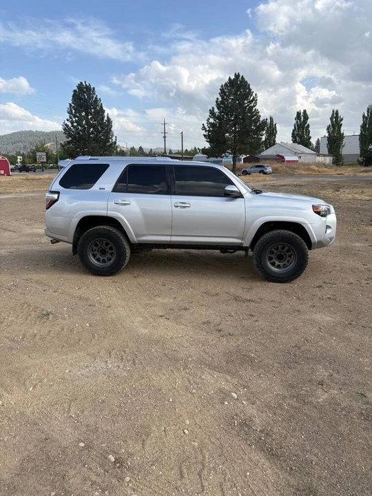 2015 Toyota 4Runner 5th Gen - Image 3 of 18
