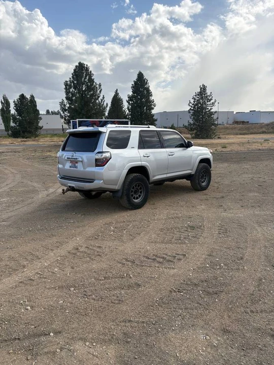 2015 Toyota 4Runner 5th Gen - Image 4 of 18