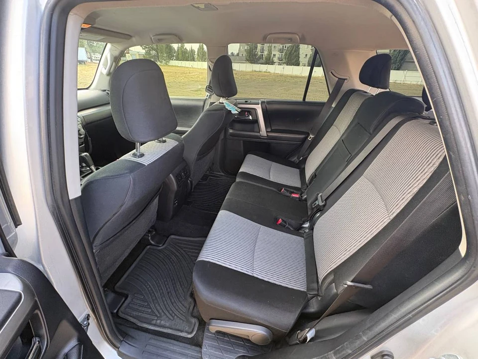 2015 Toyota 4Runner 5th Gen - Image 13 of 18