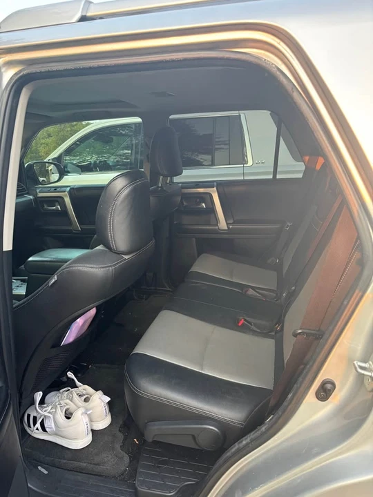 2015 Toyota 4Runner 5th Gen - Image 10 of 15