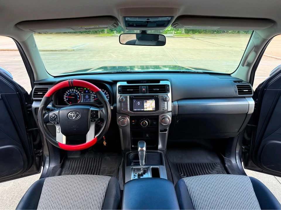 2015 Toyota 4Runner 5th Gen - Image 9 of 20