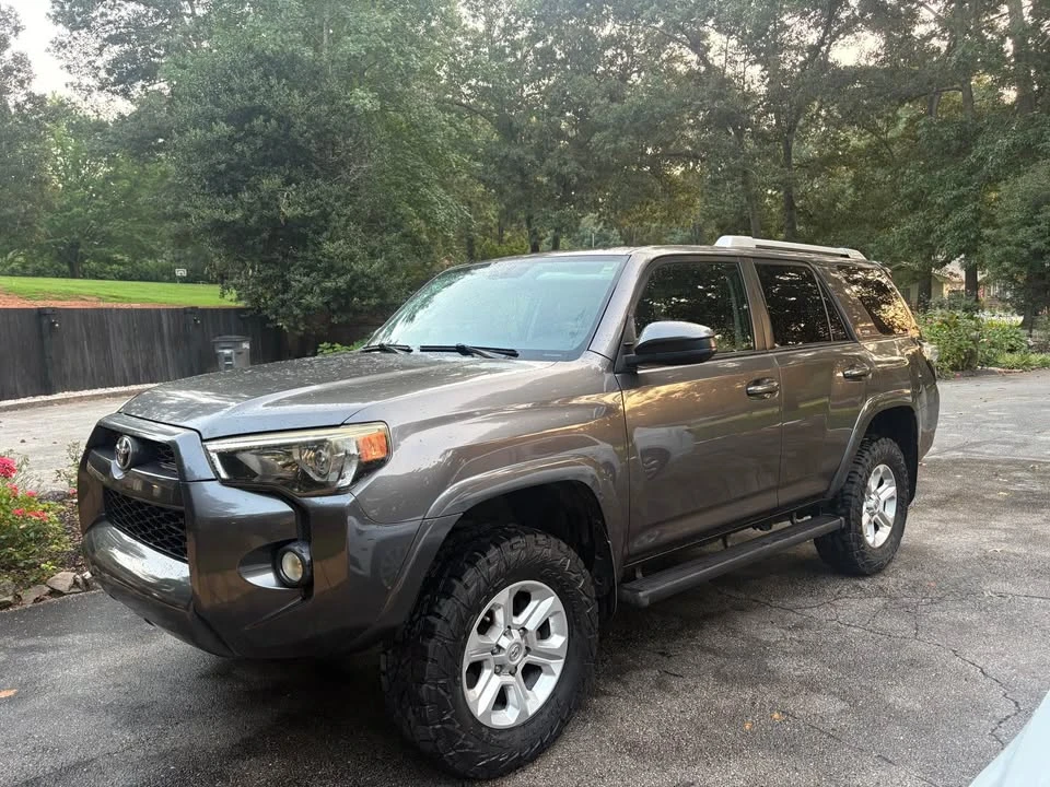 2015 Toyota 4Runner 5th Gen - Image 2 of 11