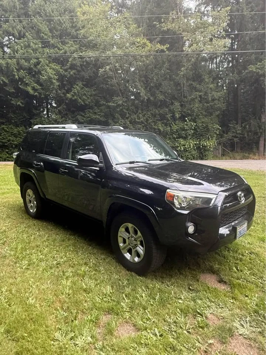 2015 Toyota 4Runner 5th Gen - Image 3 of 13
