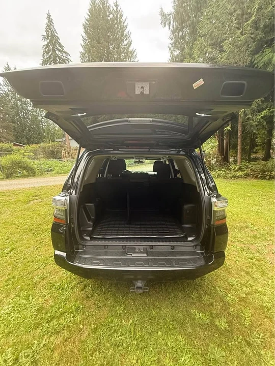 2015 Toyota 4Runner 5th Gen - Image 6 of 13
