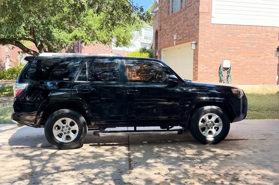 2015 Toyota 4Runner 5th Gen - Image 2 of 16