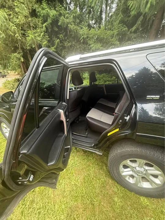 2015 Toyota 4Runner 5th Gen - Image 8 of 13