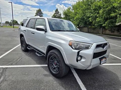 2015 Toyota 4Runner SR5 Sport Utility 4D