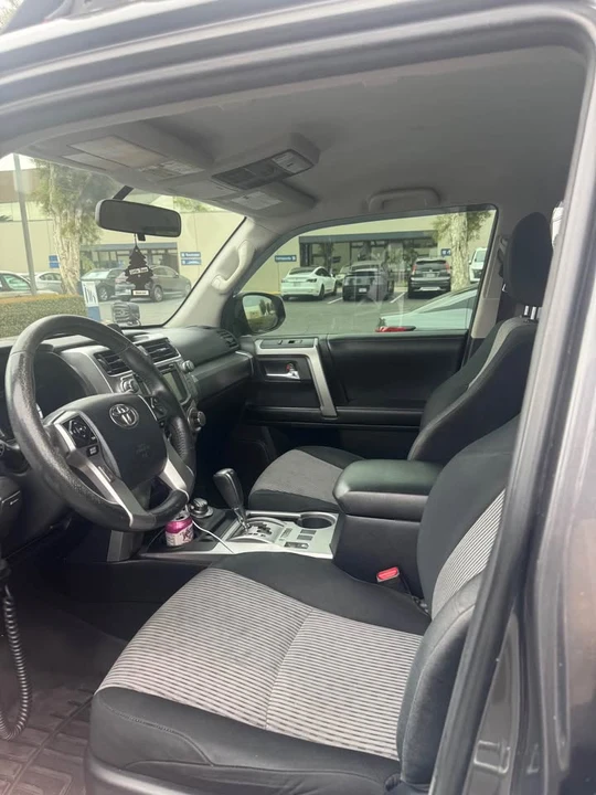 2015 Toyota 4Runner 5th Gen - Image 6 of 11
