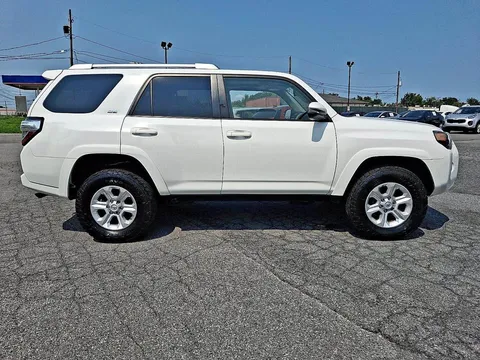 2015 Toyota 4Runner SR5 Sport Utility 4D