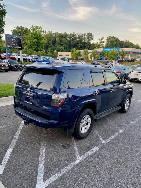 2015 Toyota 4Runner 5th Gen - Image 8 of 9