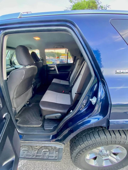 2015 Toyota 4Runner 5th Gen - Image 5 of 9