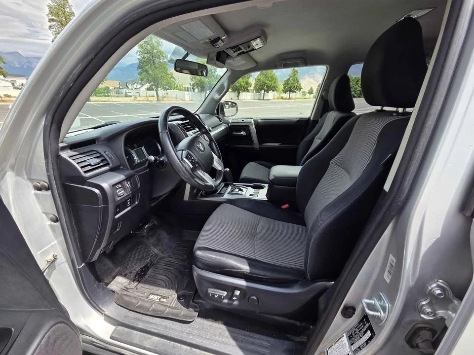 2015 Toyota 4Runner 5th Gen - Image 10 of 18
