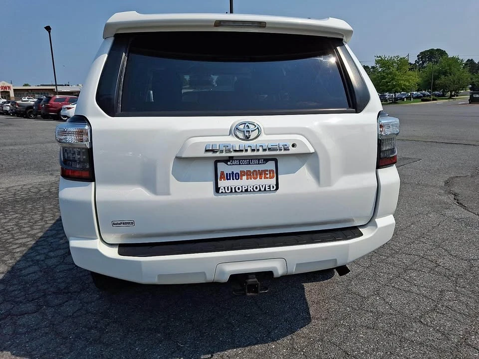 2015 Toyota 4Runner 5th Gen - Image 3 of 18