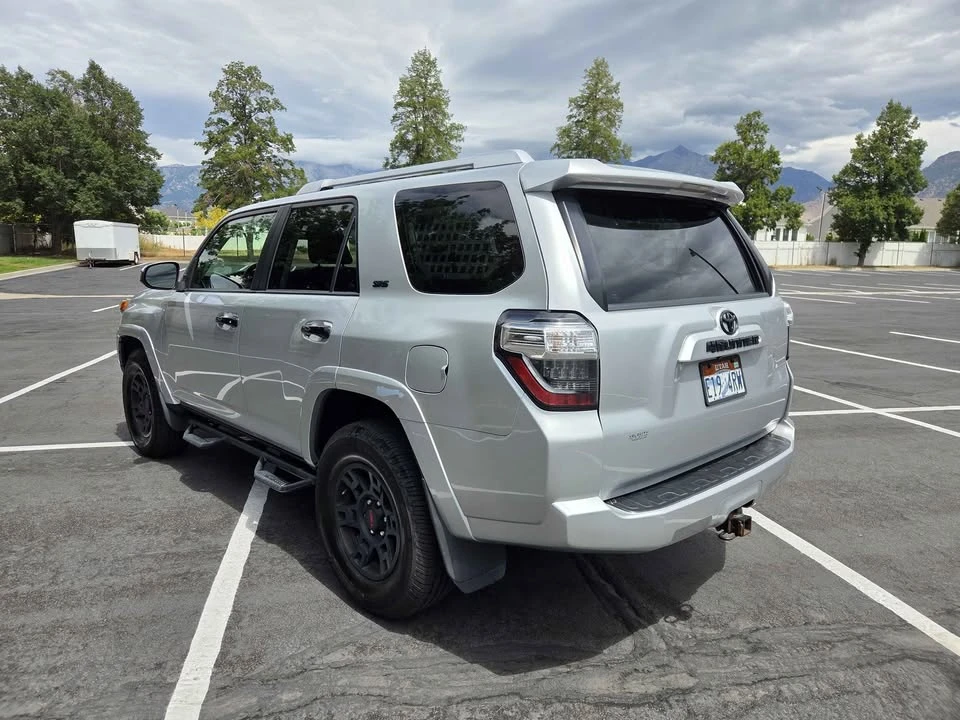 2015 Toyota 4Runner 5th Gen - Image 6 of 18