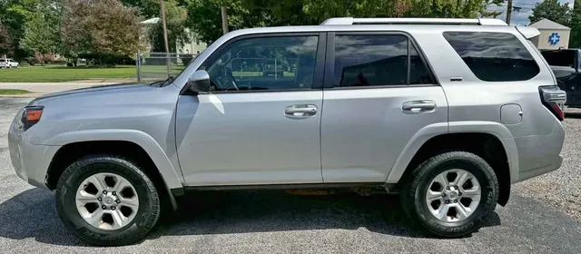 2015 Toyota 4Runner SR5 Sport Utility 4D