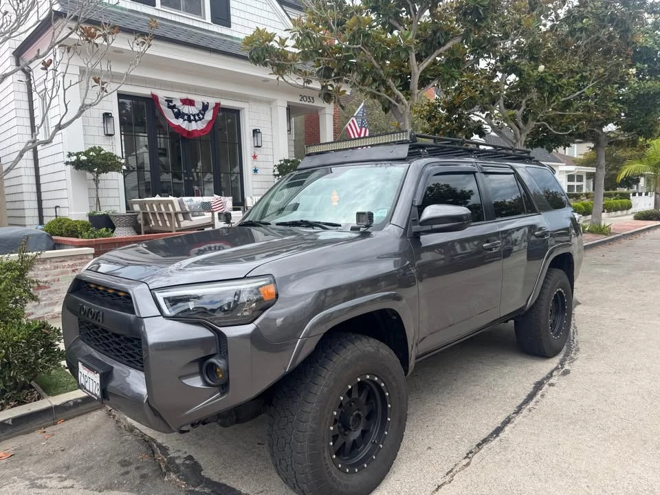 2015 Toyota 4Runner 5th Gen - Image 12 of 13
