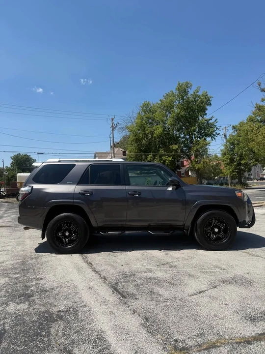 2015 Toyota 4Runner 5th Gen - Image 6 of 19