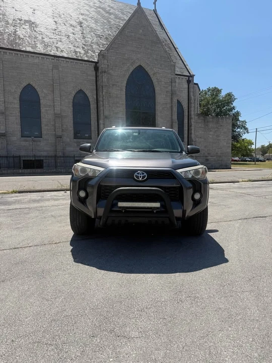 2015 Toyota 4Runner 5th Gen - Image 8 of 19