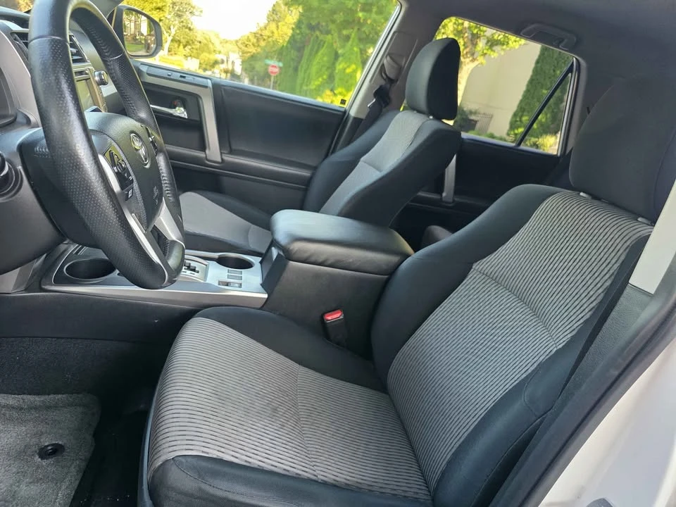 2015 Toyota 4Runner 5th Gen - Image 10 of 20