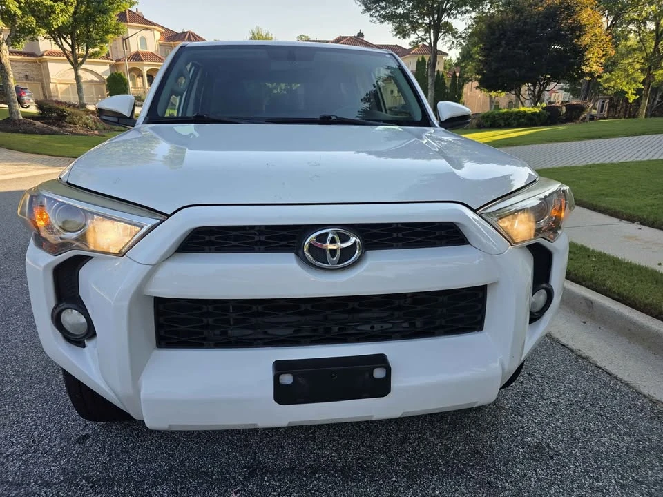 2015 Toyota 4Runner 5th Gen - Image 2 of 20