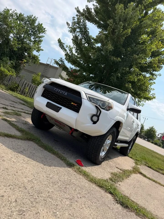 2015 Toyota 4Runner 5th Gen - Image 3 of 15