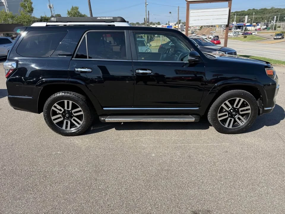 2015 Toyota 4Runner 5th Gen - Image 4 of 20