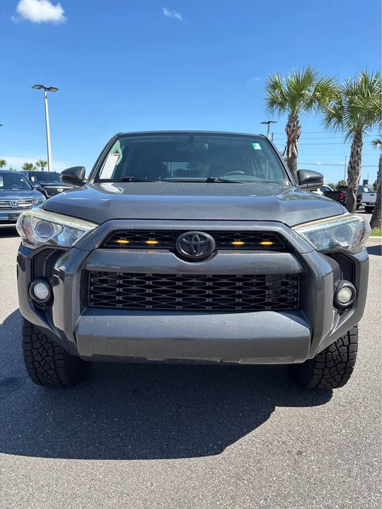 2015 Toyota 4Runner 5th Gen - Image 7 of 20