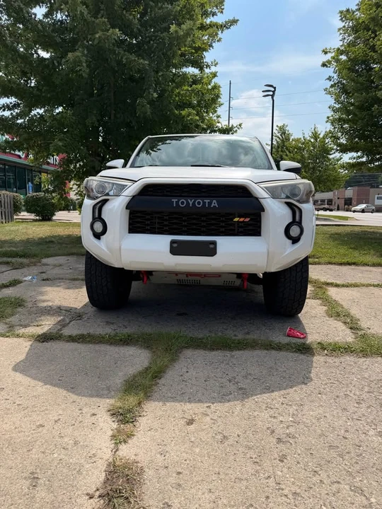 2015 Toyota 4Runner 5th Gen - Image 2 of 15
