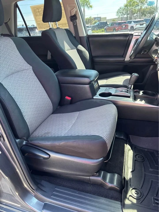 2015 Toyota 4Runner 5th Gen - Image 11 of 20