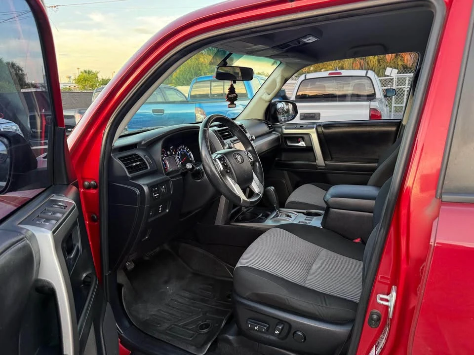 2015 Toyota 4Runner 5th Gen - Image 5 of 12