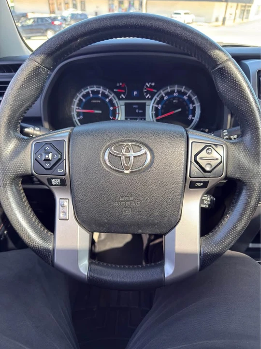 2015 Toyota 4Runner 5th Gen - Image 17 of 20