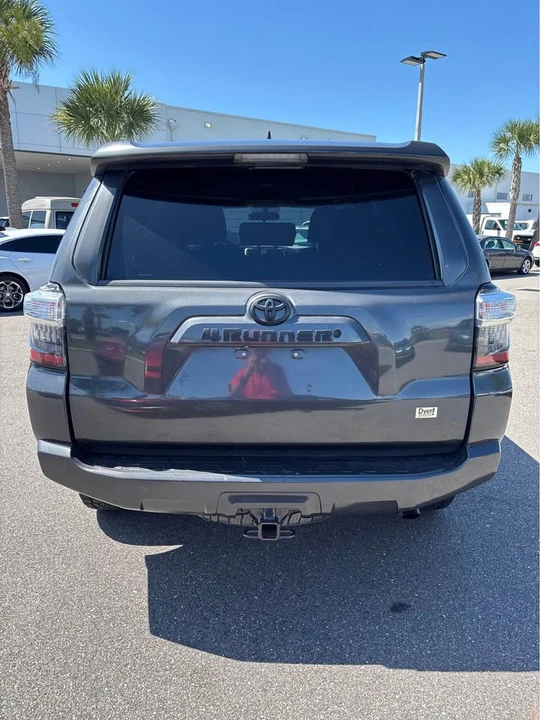 2015 Toyota 4Runner 5th Gen - Image 8 of 20